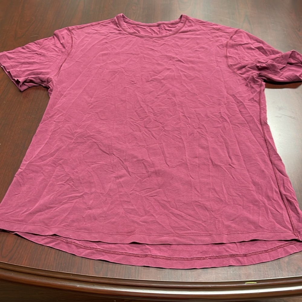 ##125, Size L, lululemon athletica shirt